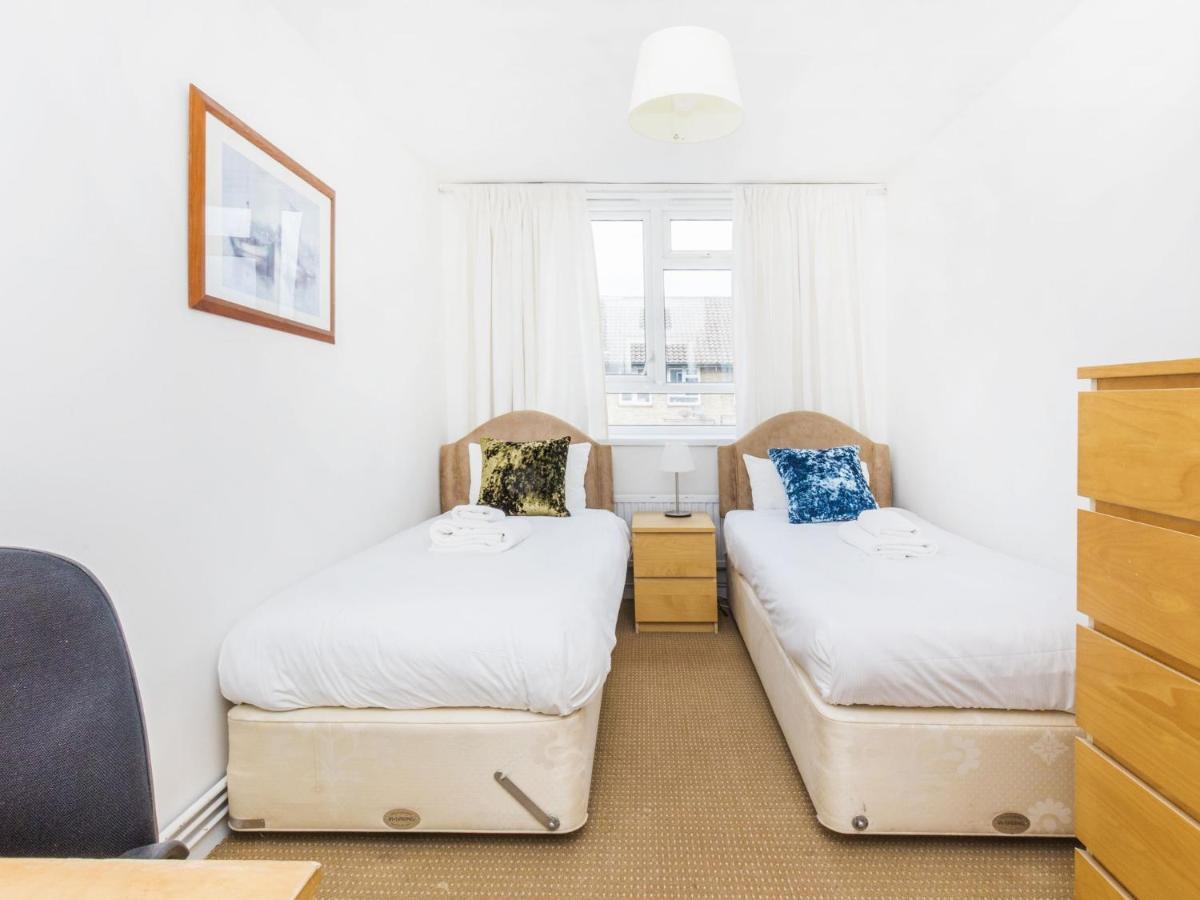 Pass The Keys - Beautiful Flat With Balcony In Swiss Cottage, London Exterior photo
